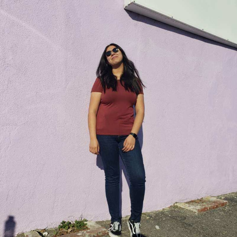 Meet your Posher, Claudia